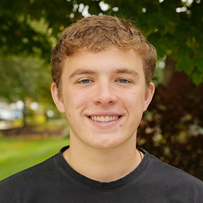 Photo of Renewal Ministries' Editor Heidi Bratton