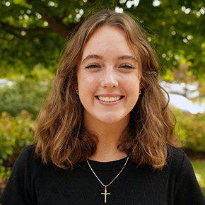 Photo of Renewal Ministries' Editor Heidi Bratton